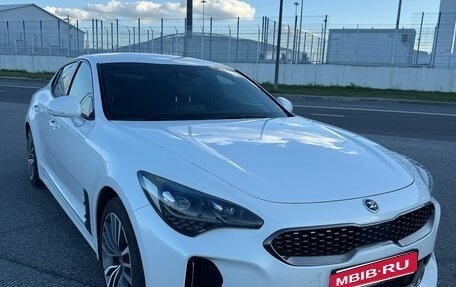 KIA Stinger I, 2020 год, 2 700 000 рублей, 10 фотография