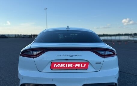 KIA Stinger I, 2020 год, 2 700 000 рублей, 6 фотография