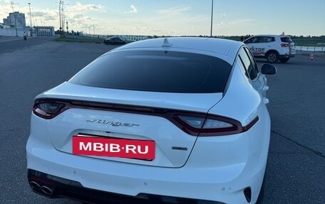 KIA Stinger I, 2020 год, 2 700 000 рублей, 7 фотография