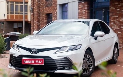 Toyota Camry, 2021 год, 3 050 000 рублей, 1 фотография