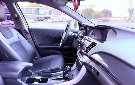 Honda Accord IX рестайлинг, 2013 год, 1 650 000 рублей, 18 фотография