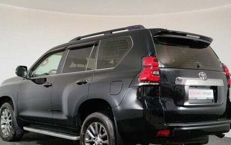 Toyota Land Cruiser Prado 150 рестайлинг 2, 2017 год, 3 480 000 рублей, 7 фотография