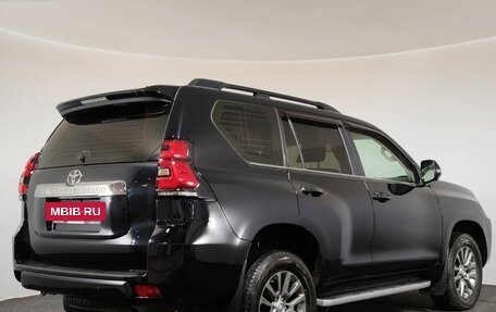 Toyota Land Cruiser Prado 150 рестайлинг 2, 2017 год, 3 480 000 рублей, 5 фотография