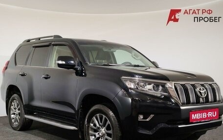 Toyota Land Cruiser Prado 150 рестайлинг 2, 2017 год, 3 480 000 рублей, 3 фотография