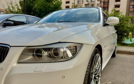 BMW 3 серия, 2011 год, 1 300 000 рублей, 3 фотография