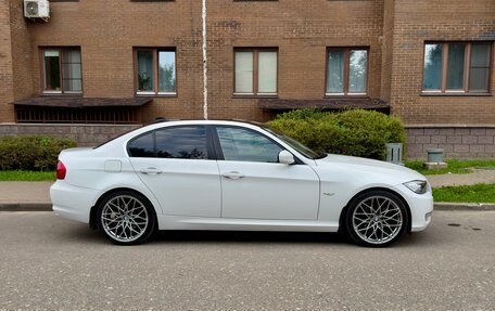 BMW 3 серия, 2011 год, 1 300 000 рублей, 8 фотография