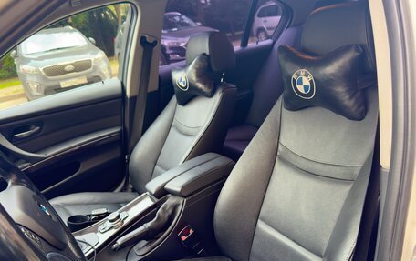 BMW 3 серия, 2011 год, 1 300 000 рублей, 13 фотография