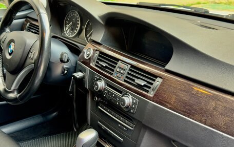 BMW 3 серия, 2011 год, 1 300 000 рублей, 16 фотография