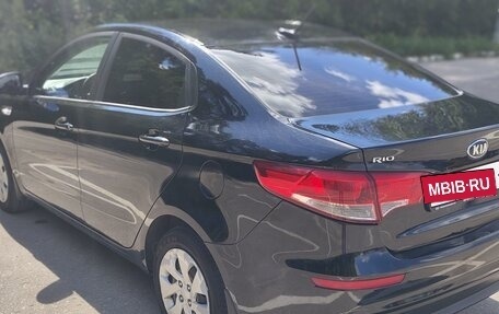 KIA Rio III рестайлинг, 2017 год, 1 170 000 рублей, 13 фотография