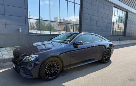 Mercedes-Benz E-Класс, 2018 год, 3 950 000 рублей, 7 фотография
