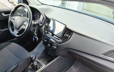 Hyundai Solaris II рестайлинг, 2021 год, 1 355 000 рублей, 9 фотография