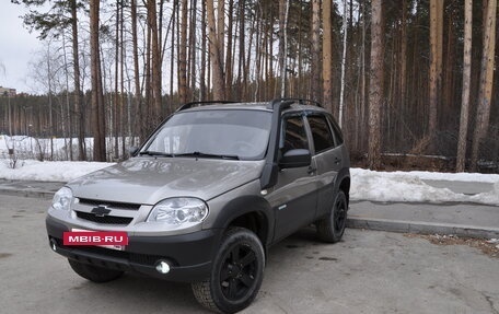 Chevrolet Niva I рестайлинг, 2014 год, 600 000 рублей, 4 фотография