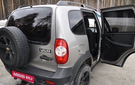 Chevrolet Niva I рестайлинг, 2014 год, 600 000 рублей, 10 фотография