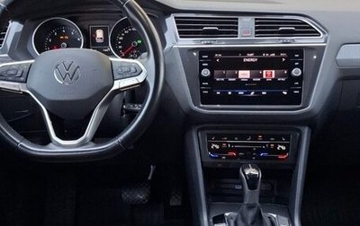 Volkswagen Tiguan II, 2021 год, 2 670 000 рублей, 1 фотография
