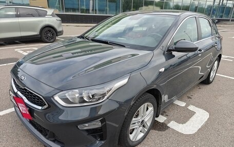 KIA cee'd III, 2019 год, 1 900 000 рублей, 2 фотография