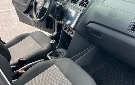 Volkswagen Polo VI (EU Market), 2010 год, 420 000 рублей, 16 фотография