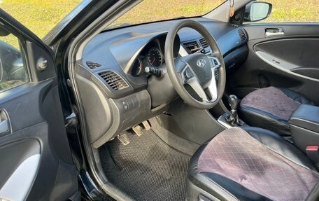 Hyundai Solaris II рестайлинг, 2012 год, 500 000 рублей, 8 фотография