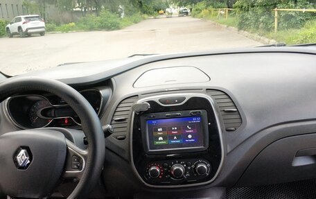 Renault Kaptur I рестайлинг, 2018 год, 1 280 000 рублей, 2 фотография