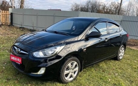 Hyundai Solaris II рестайлинг, 2012 год, 500 000 рублей, 9 фотография
