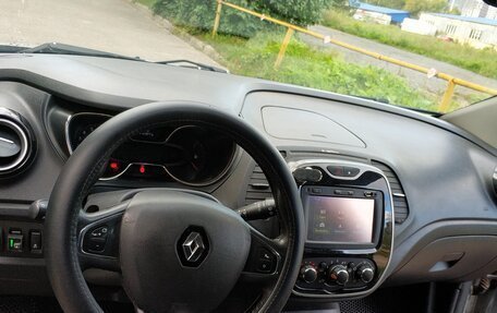 Renault Kaptur I рестайлинг, 2018 год, 1 280 000 рублей, 5 фотография