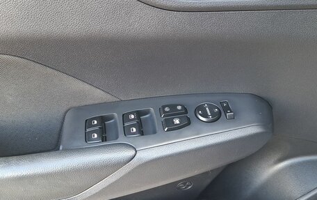 Hyundai Solaris II рестайлинг, 2017 год, 1 047 000 рублей, 12 фотография