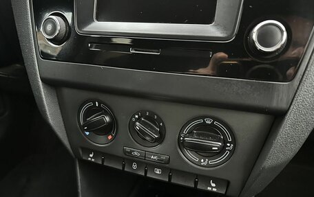 Skoda Rapid I, 2015 год, 899 000 рублей, 19 фотография
