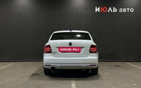 Volkswagen Polo VI (EU Market), 2018 год, 1 200 000 рублей, 6 фотография