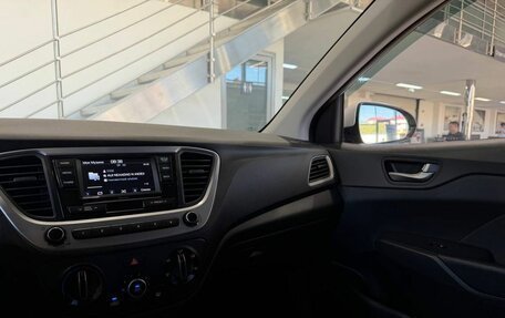 Hyundai Solaris II рестайлинг, 2017 год, 1 269 900 рублей, 10 фотография