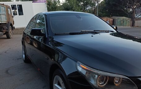 BMW 5 серия, 2004 год, 800 000 рублей, 2 фотография