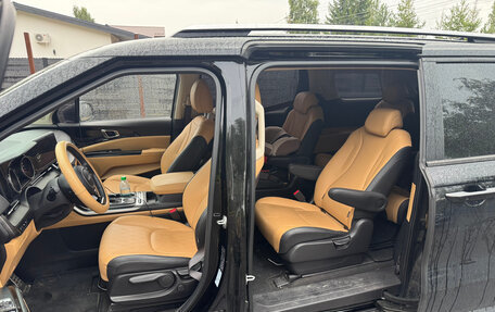KIA Carnival, 2022 год, 5 600 000 рублей, 9 фотография