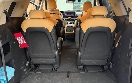 KIA Carnival, 2022 год, 5 600 000 рублей, 12 фотография