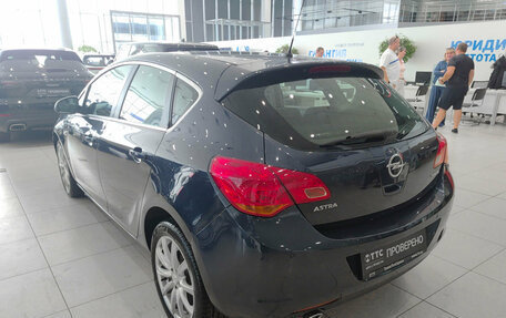 Opel Astra J, 2011 год, 550 000 рублей, 8 фотография