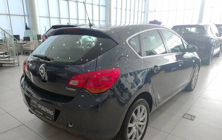 Opel Astra J, 2011 год, 550 000 рублей, 6 фотография
