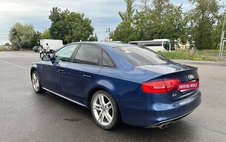 Audi A4, 2014 год, 1 350 000 рублей, 3 фотография