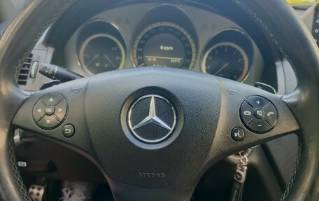 Mercedes-Benz C-Класс, 2011 год, 900 000 рублей, 3 фотография