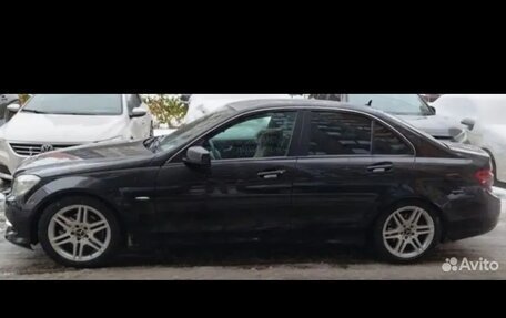 Mercedes-Benz C-Класс, 2011 год, 900 000 рублей, 4 фотография