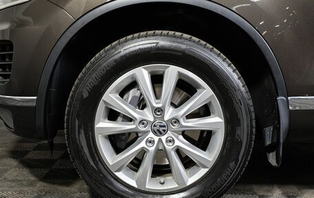 Volkswagen Touareg III, 2015 год, 2 497 000 рублей, 8 фотография