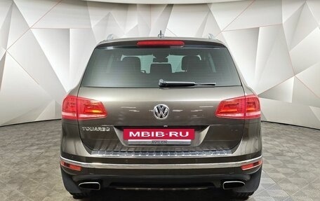 Volkswagen Touareg III, 2015 год, 2 497 000 рублей, 7 фотография