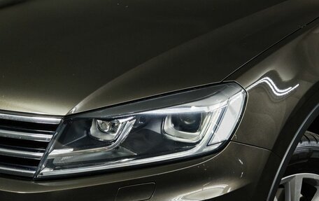 Volkswagen Touareg III, 2015 год, 2 497 000 рублей, 16 фотография