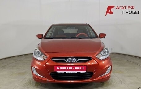 Hyundai Solaris II рестайлинг, 2011 год, 1 100 000 рублей, 2 фотография