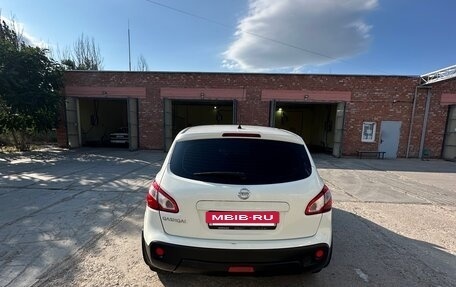 Nissan Qashqai, 2012 год, 770 000 рублей, 2 фотография