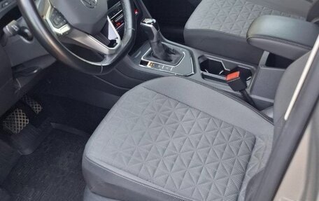 Volkswagen Tiguan II, 2021 год, 2 670 000 рублей, 4 фотография