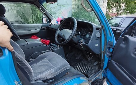 Toyota HiAce H100, 1991 год, 335 000 рублей, 9 фотография