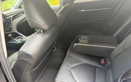 Toyota Camry, 2023 год, 3 450 000 рублей, 8 фотография