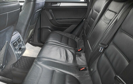 Volkswagen Touareg III, 2010 год, 1 889 000 рублей, 9 фотография