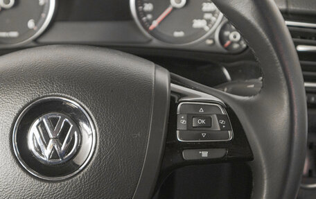 Volkswagen Touareg III, 2010 год, 1 889 000 рублей, 17 фотография