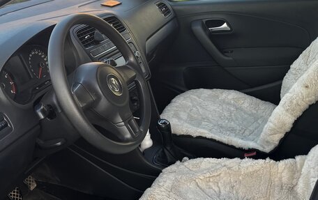 Volkswagen Polo VI (EU Market), 2009 год, 400 000 рублей, 6 фотография