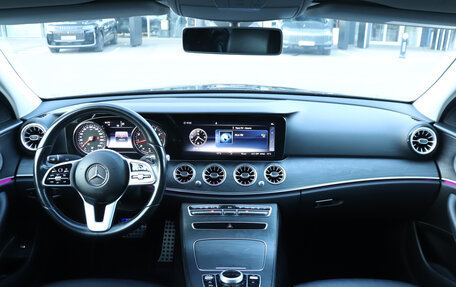 Mercedes-Benz E-Класс, 2019 год, 2 800 000 рублей, 12 фотография