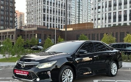 Toyota Camry, 2014 год, 1 890 000 рублей, 10 фотография
