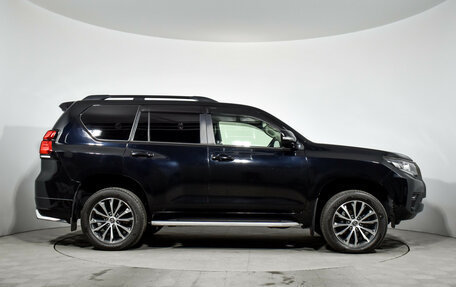 Toyota Land Cruiser Prado 150 рестайлинг 2, 2019 год, 4 850 000 рублей, 4 фотография